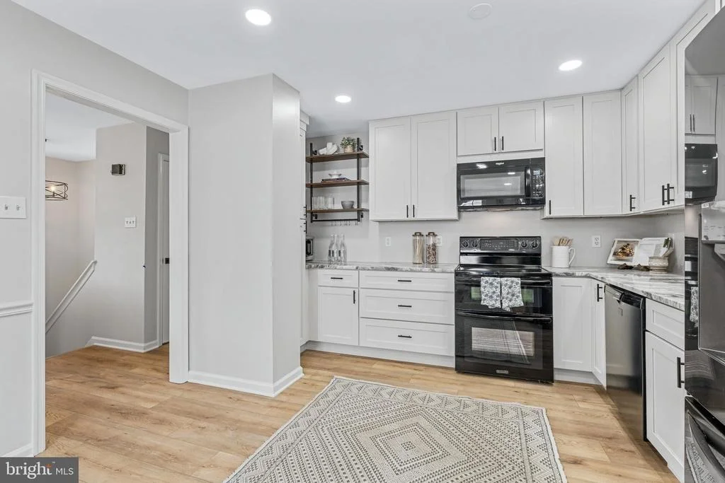 Photo of 1015 CHERYLS COURT