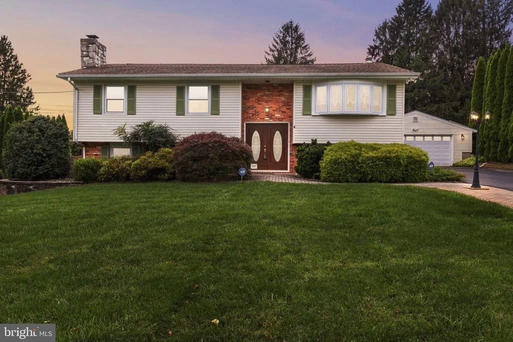 Photo of 1404 RYAN ROAD
