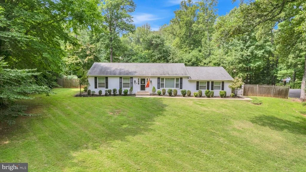 Photo of 5238 GRAYSTONE ROAD