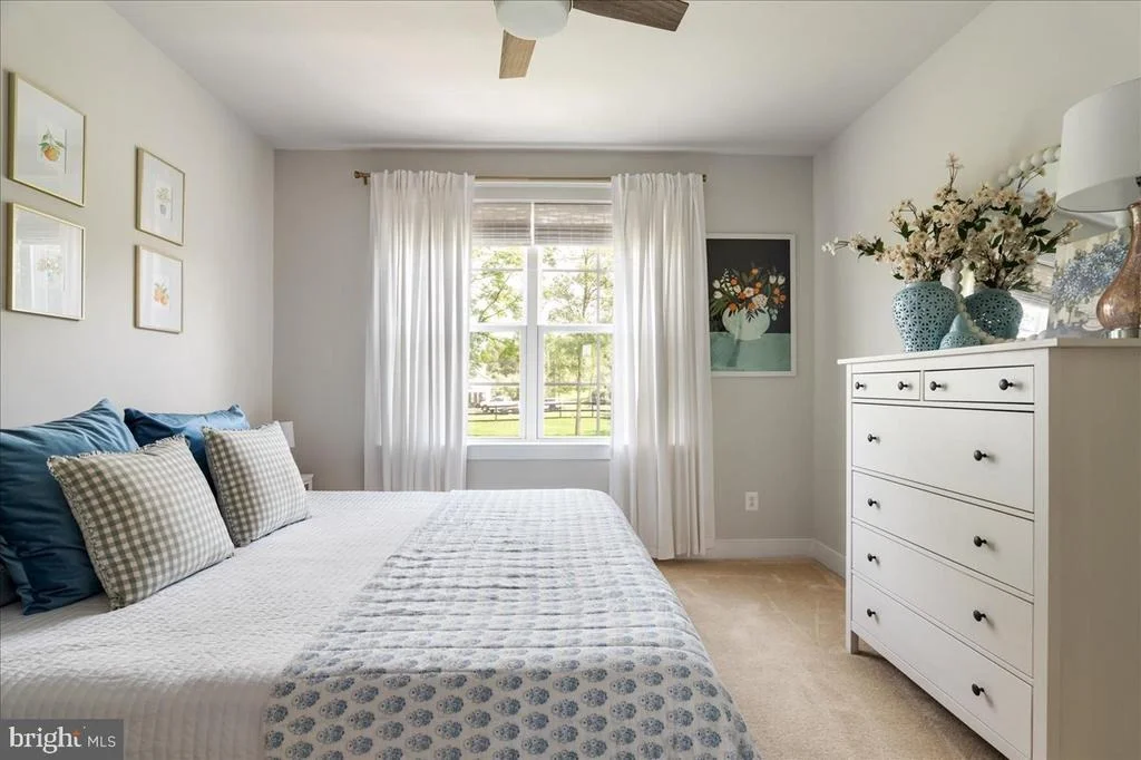 Photo of 35928 PLATINUM DRIVE