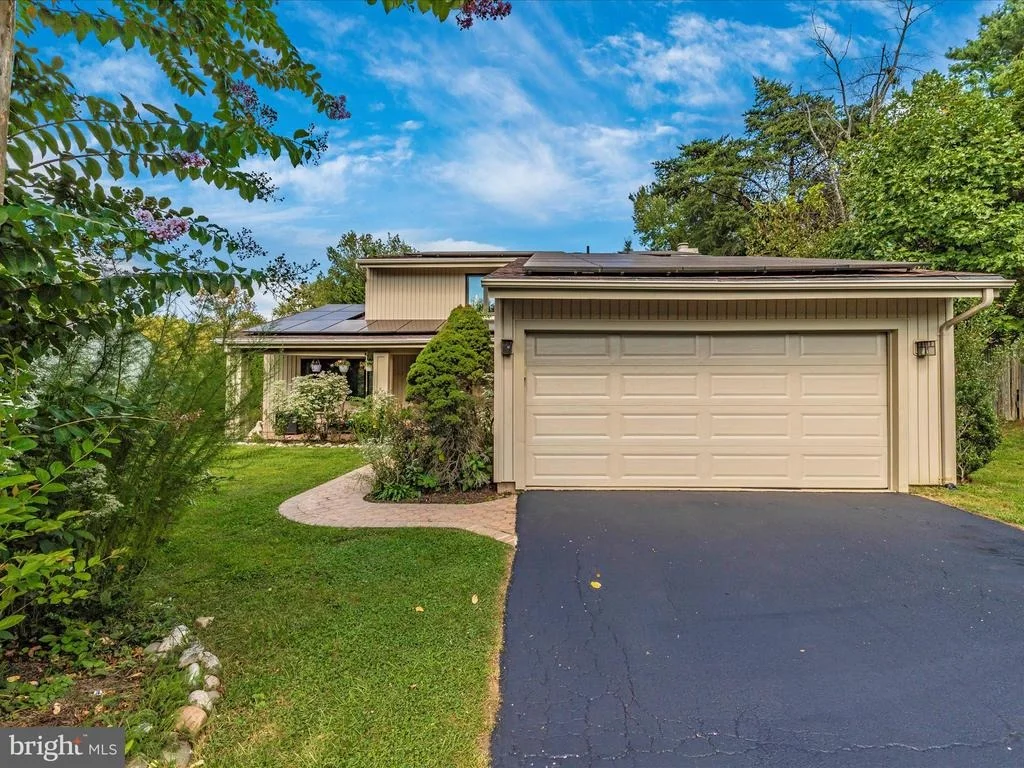 Photo of 11709 FLINTS GROVE