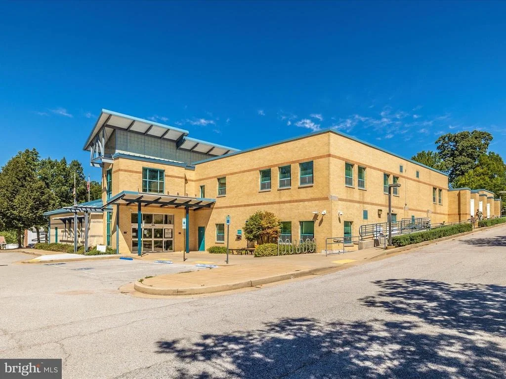 Photo of 405 CARROLL AVENUE