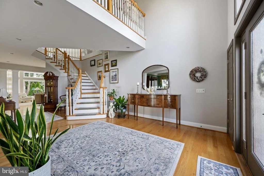 Photo of 123 WEST SIDE DRIVE