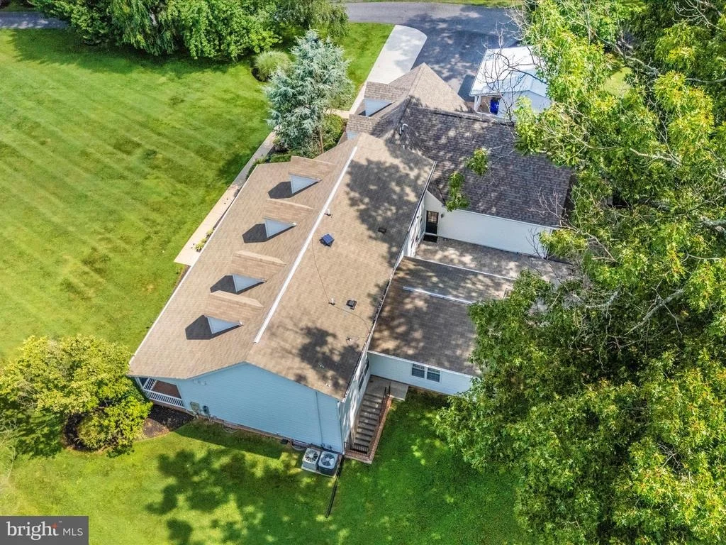 Photo of 6047 QUINN ROAD