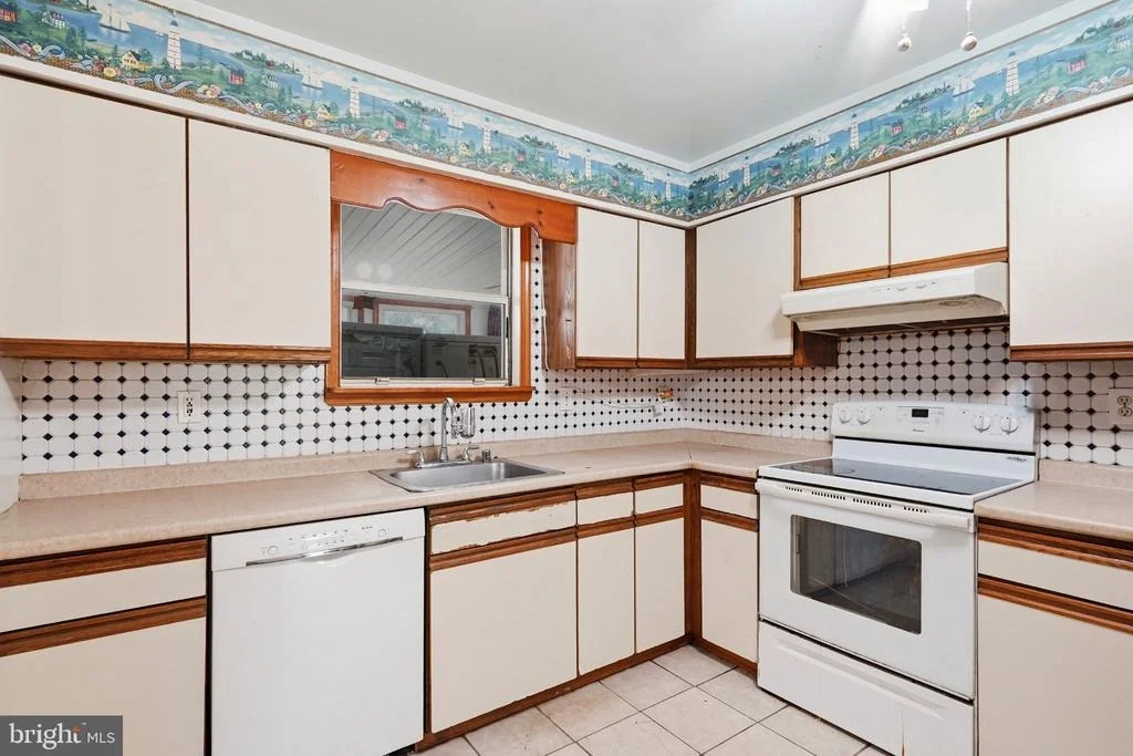 Photo of 17 TAOS CIRCLE