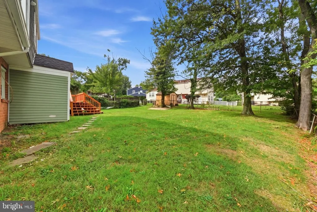 Photo of 7518 DOVER LANE