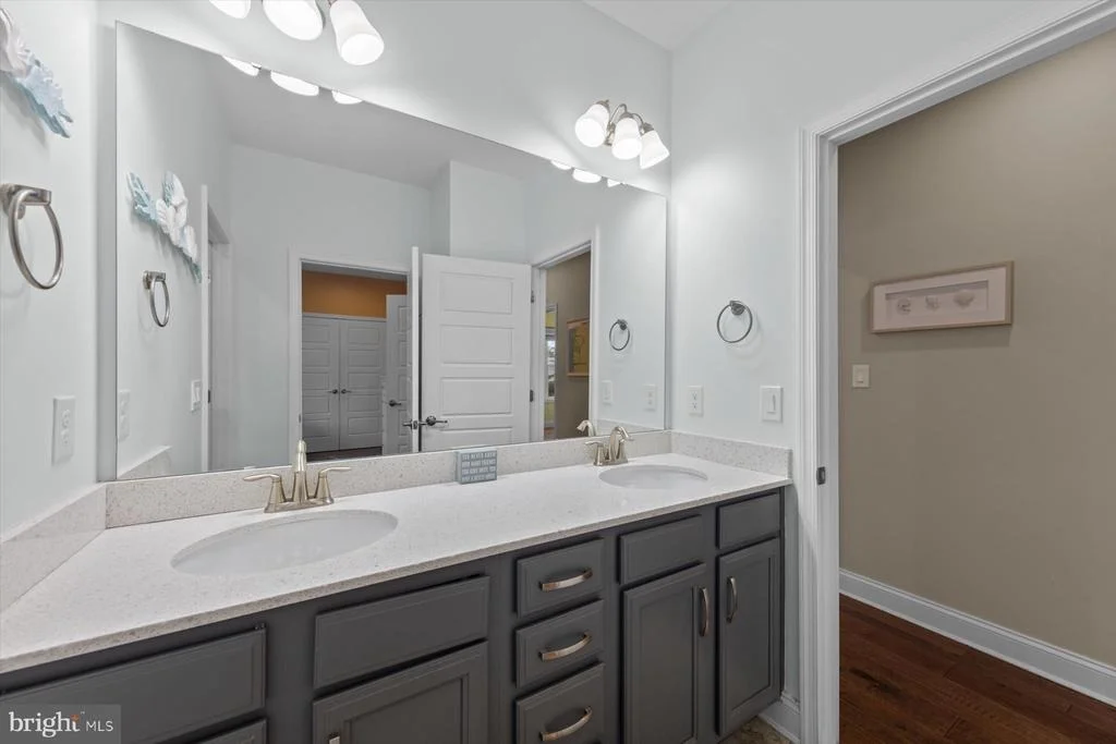 Photo of 302 LAUREL STREET
