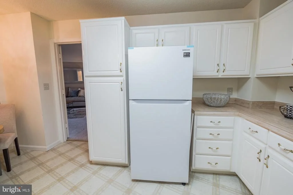Photo of Unit 306 at 14801 PENNFIELD CIRCLE