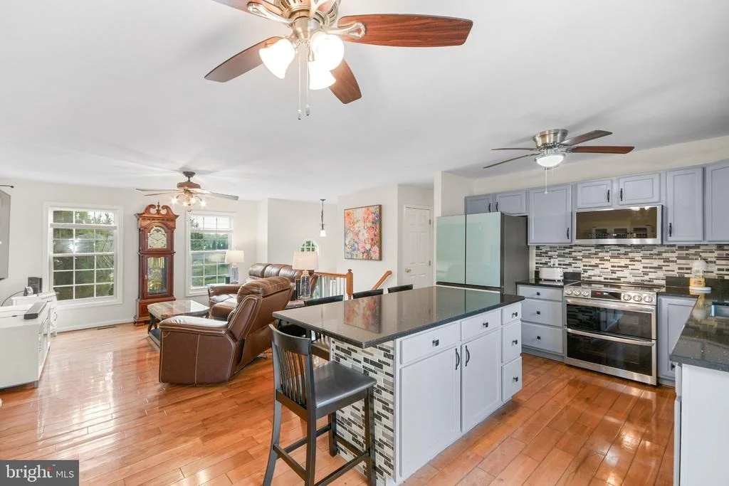 Photo of 16902 READING DRIVE