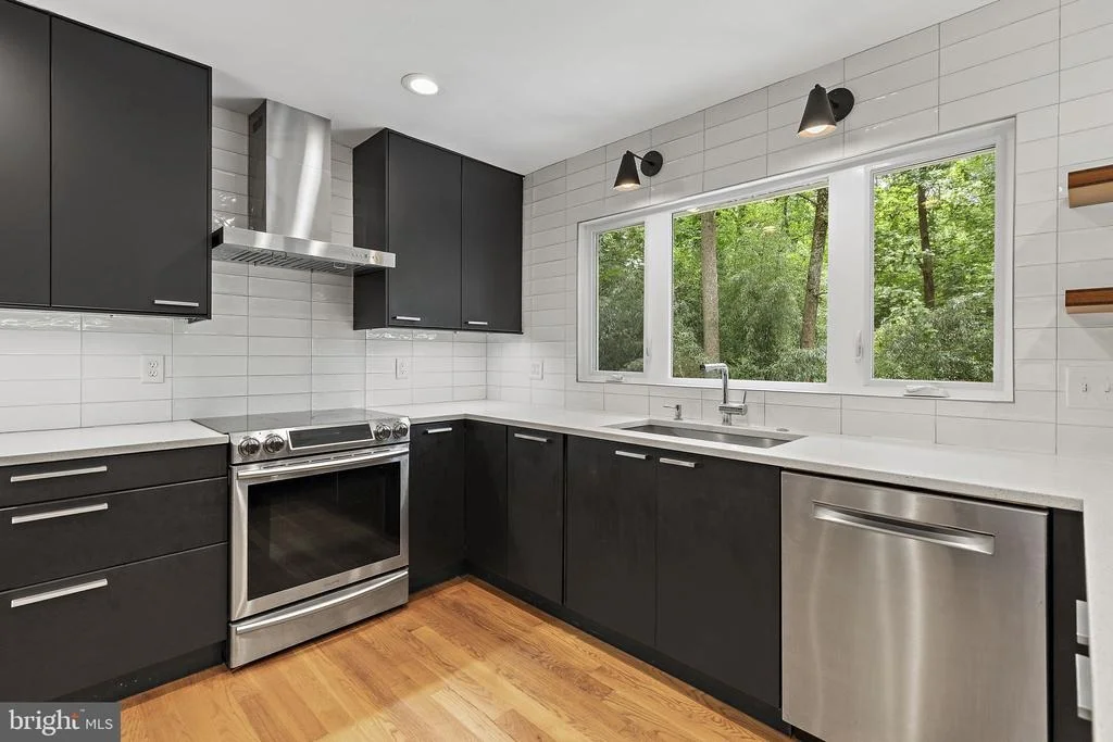 Photo of 3005 SYCAMORE COURT
