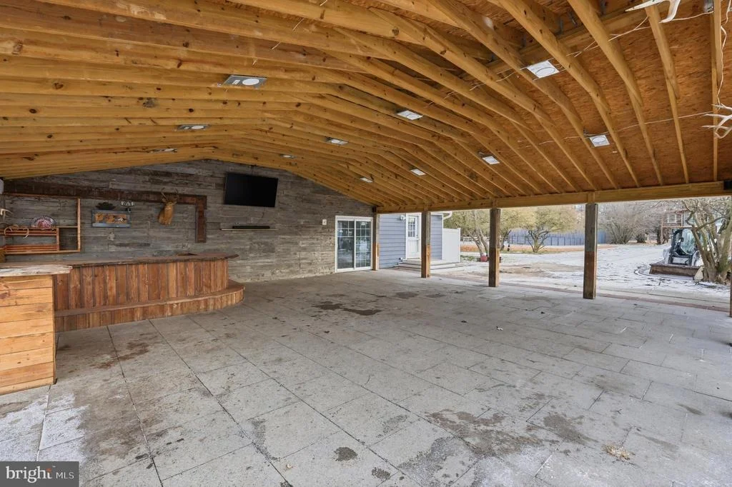 Photo of 20915 DOVER BRIDGE ROAD