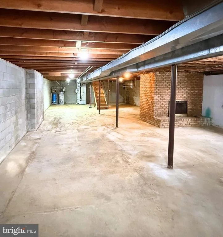 Photo of 3007 SUFFOLK LANE