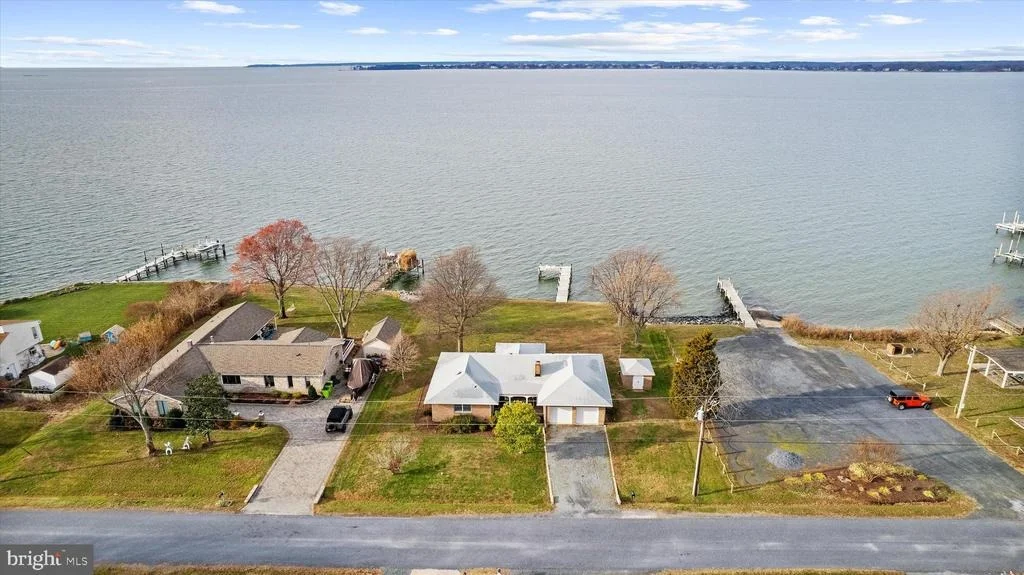 Photo of 1704 BAYSIDE DRIVE