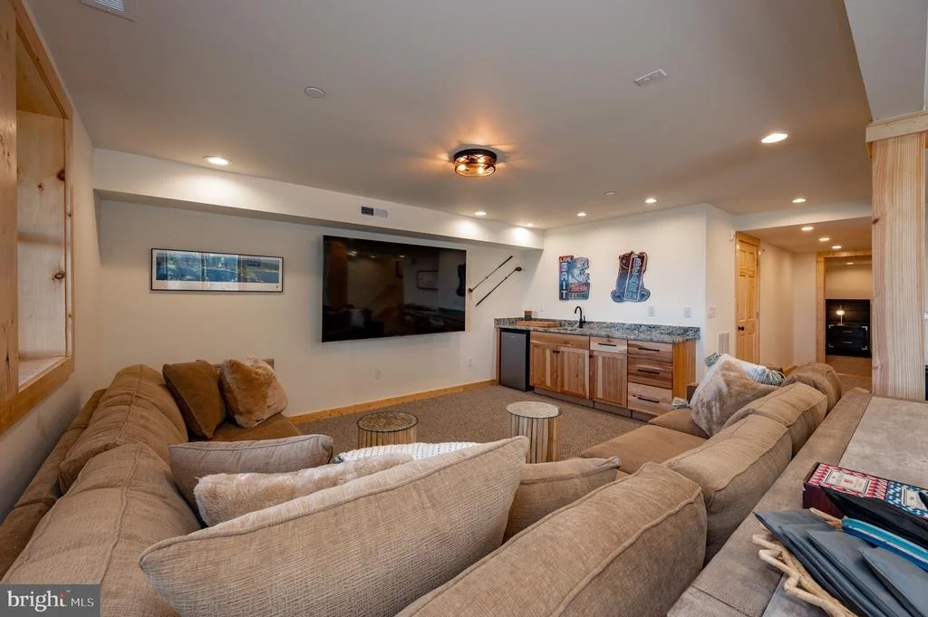 Photo of 36 IRWIN WAY