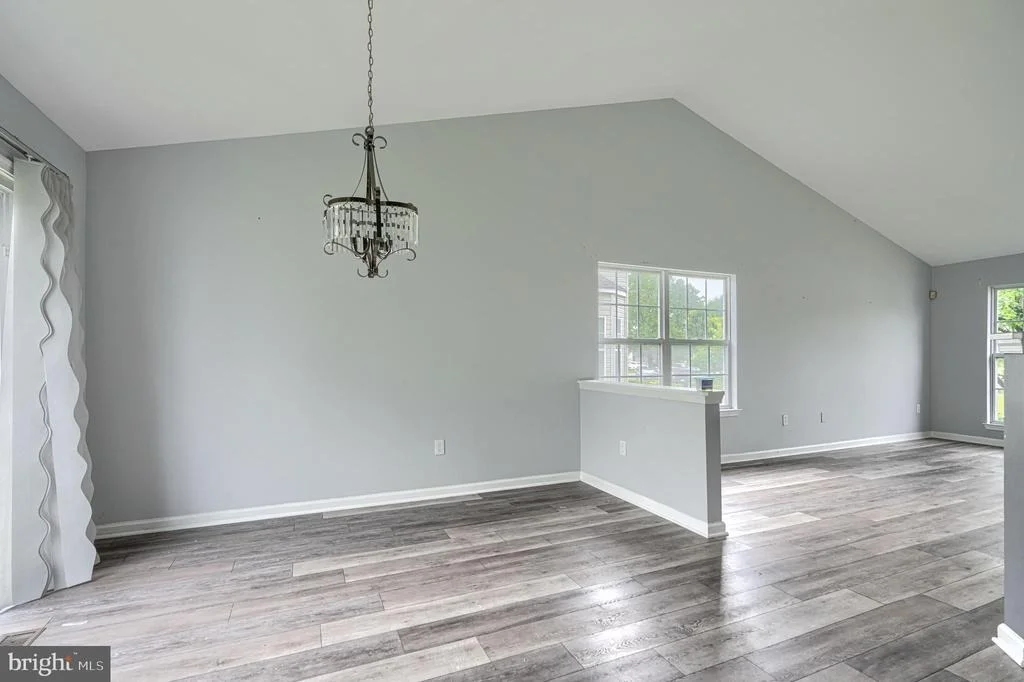 Photo of 2825 CUNNINGHAM DRIVE