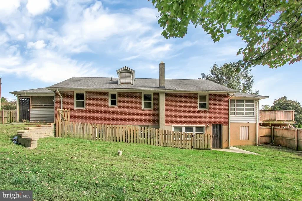 Photo of 2506 CRESTVIEW DRIVE