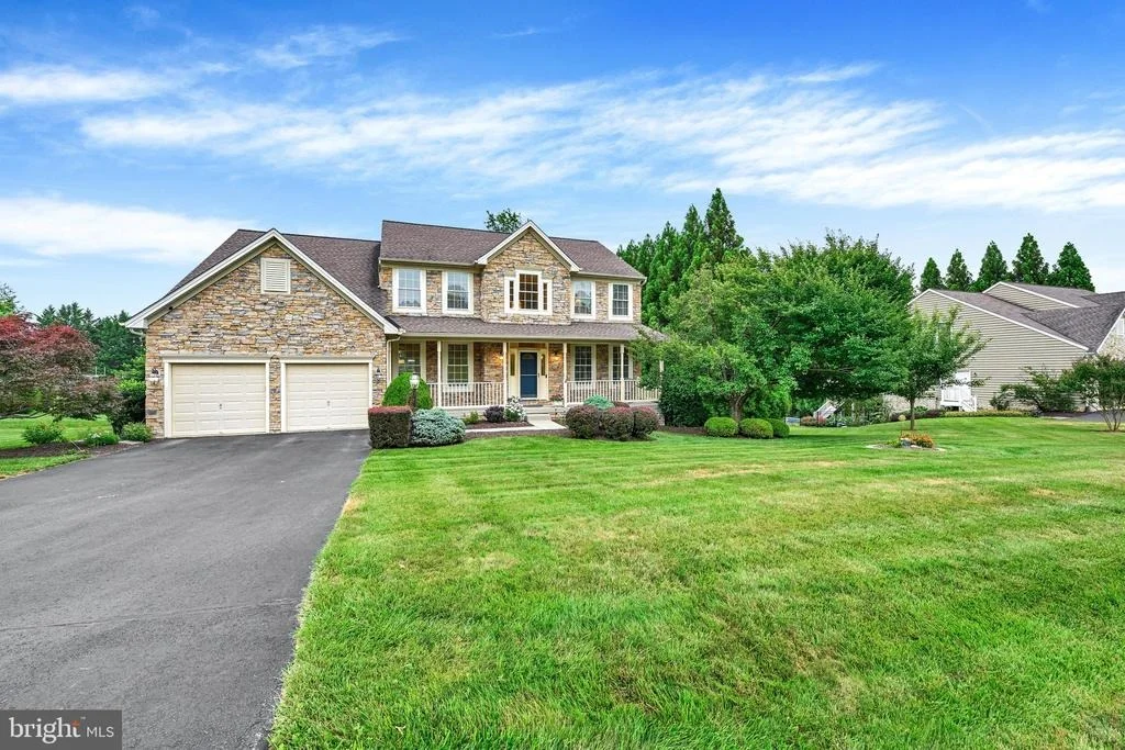 Photo of 2003 FALLSTON VALLEY DRIVE