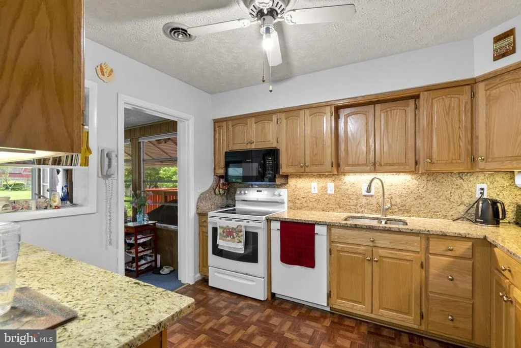 Photo of 807 SNIDER LANE