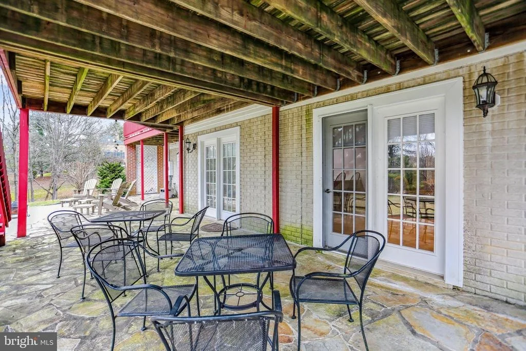 Photo of 8625 STABLEVIEW COURT