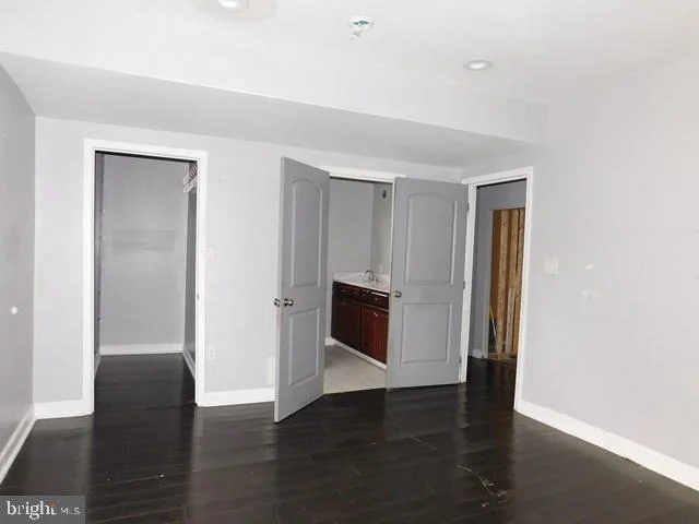 Photo of 4429 POWELL AVENUE