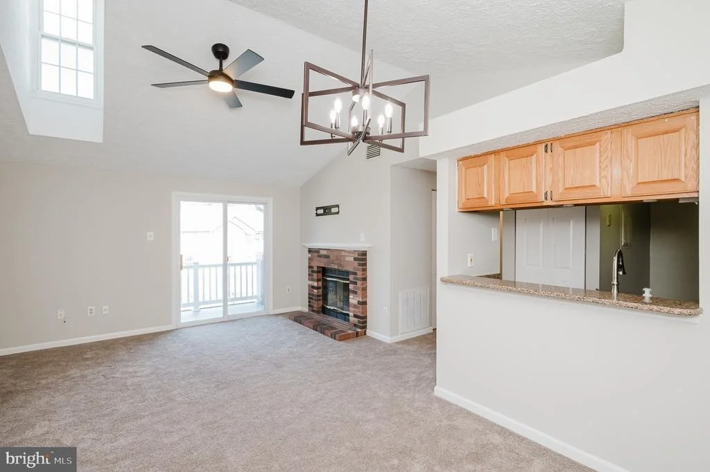 Photo of Unit 207J at 207 OAK LEAF CIRCLE