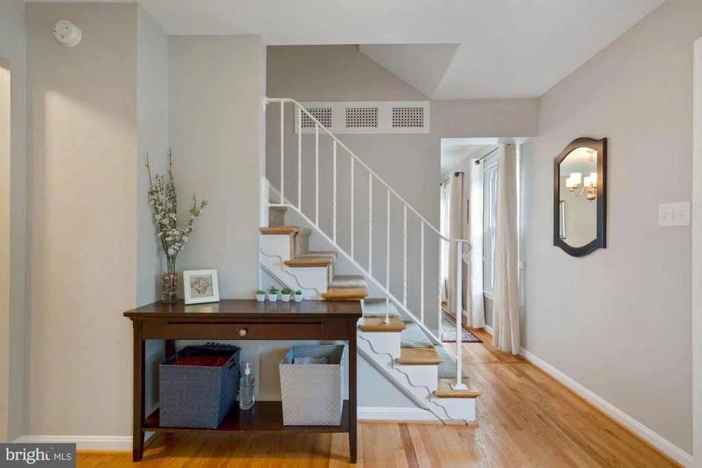 Photo of 9514 WALLINGFORD DRIVE