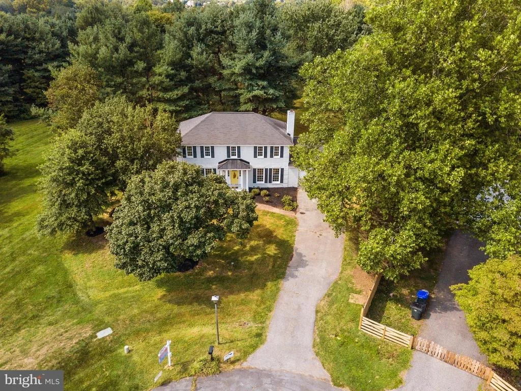 Photo of 8205 GOODHURST DRIVE
