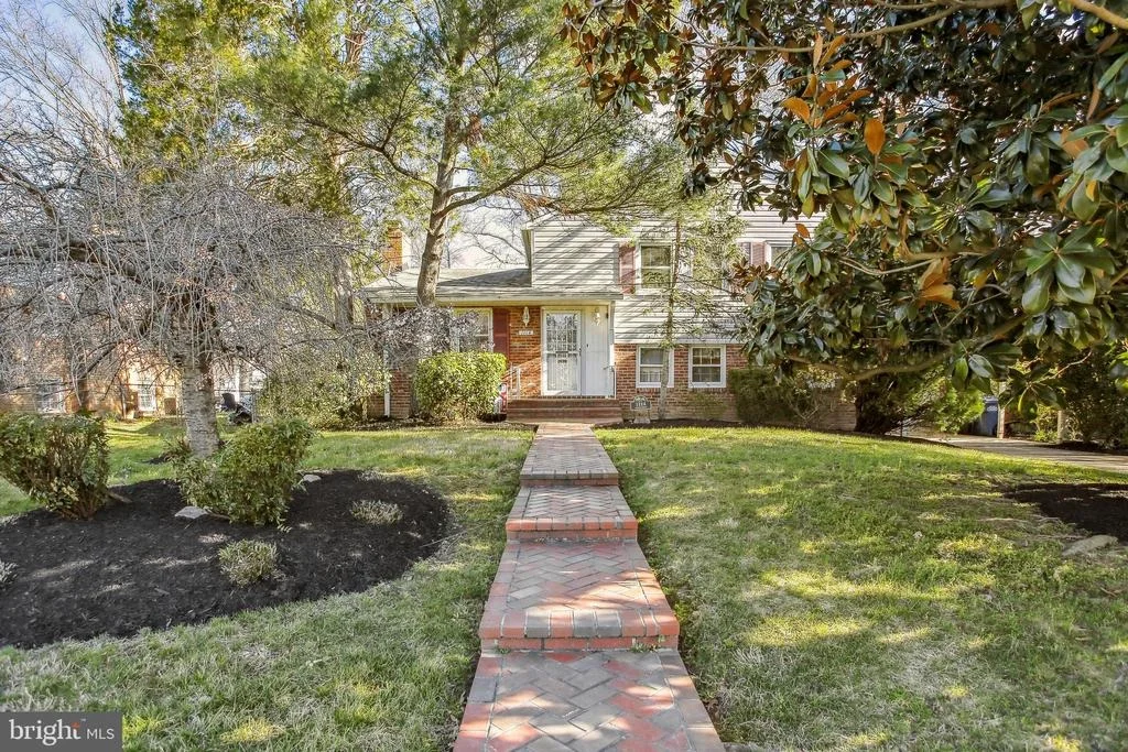 Photo of 1114 CROTON DRIVE
