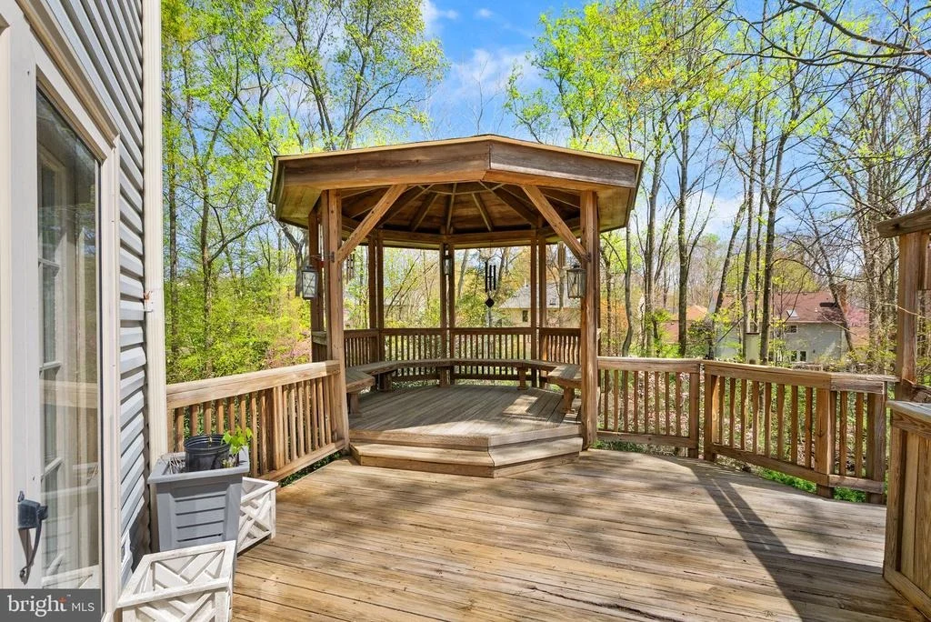 Photo of 7801 HUNTSMAN BOULEVARD