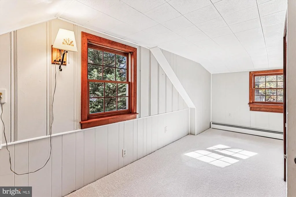 Photo of 306 JOHN AVENUE