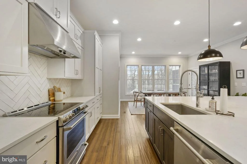 Photo of 13 HOFFMAN DR