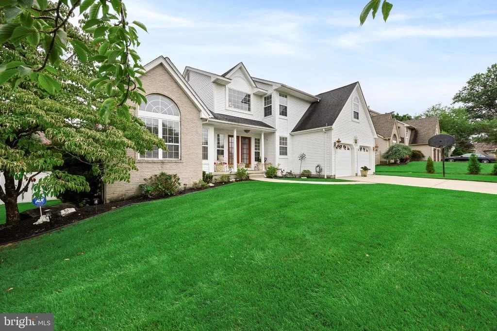 Photo of 2103 BERWICK DRIVE