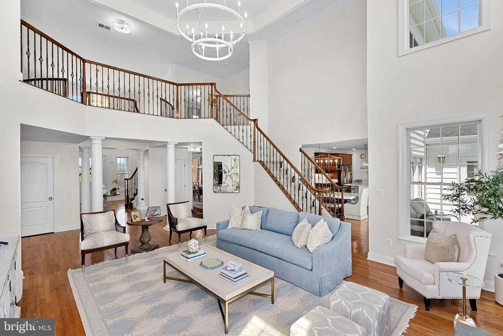 Photo of 15064 BARLOW DRIVE