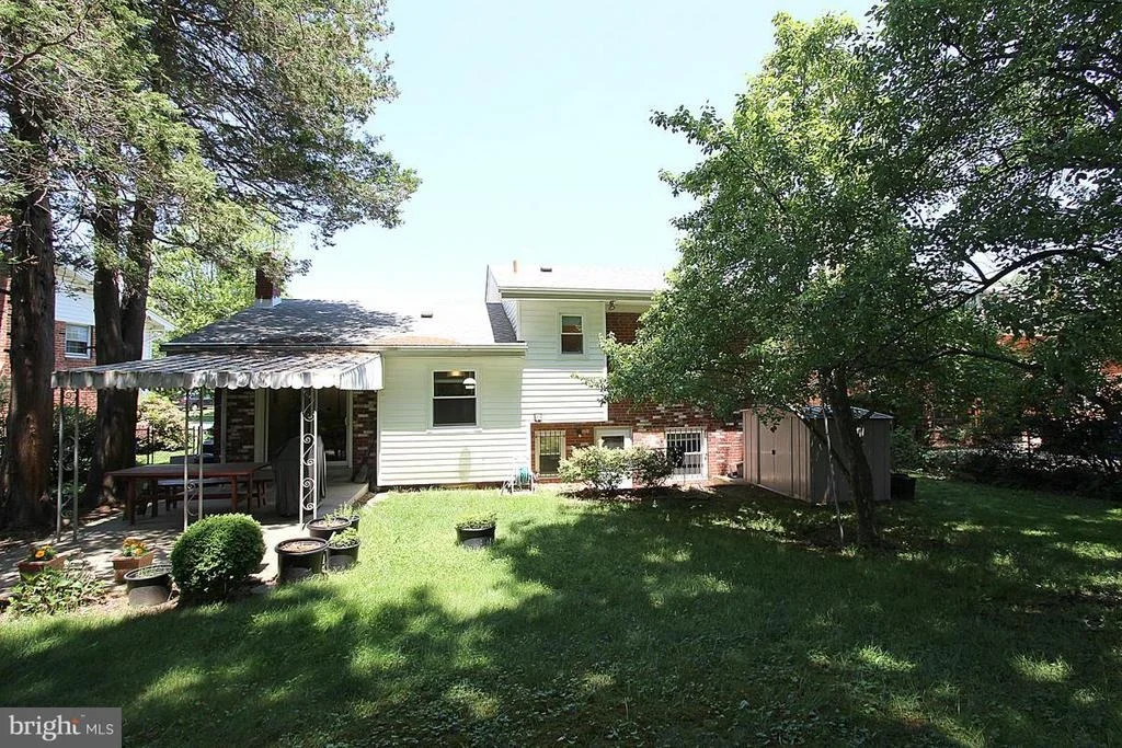 Photo of 1110 CHISWELL LANE