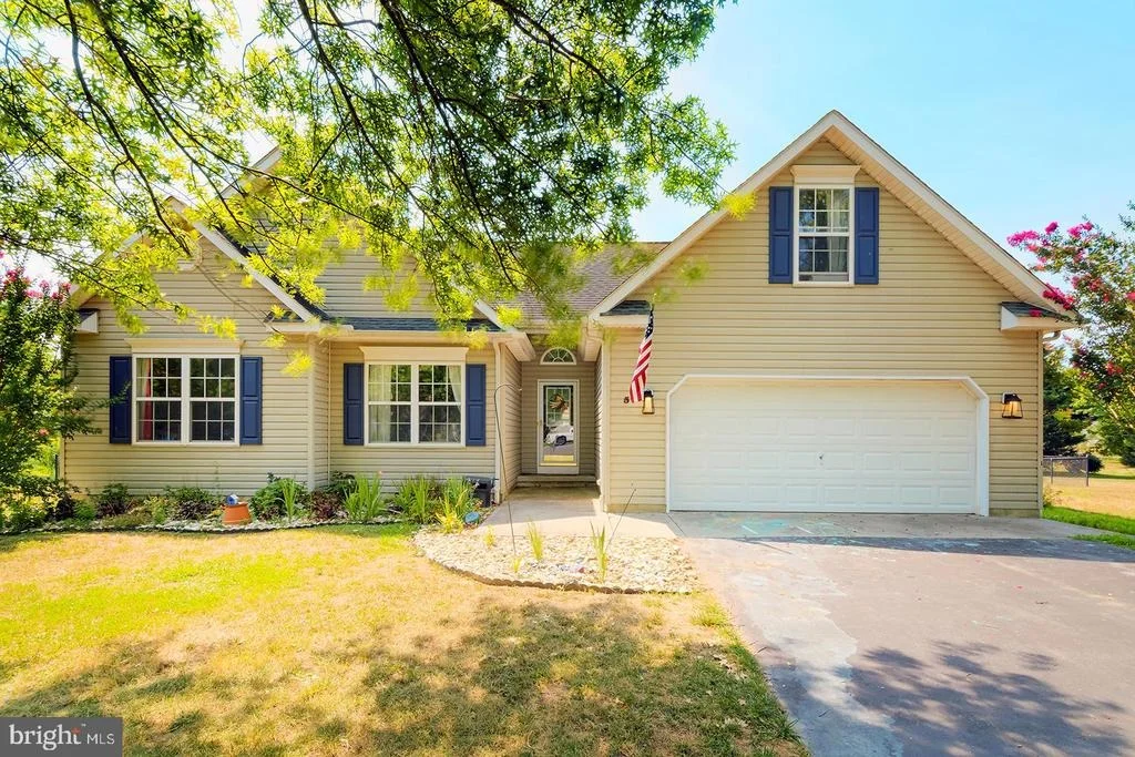 Photo of 5 MAPLE SHADE DRIVE