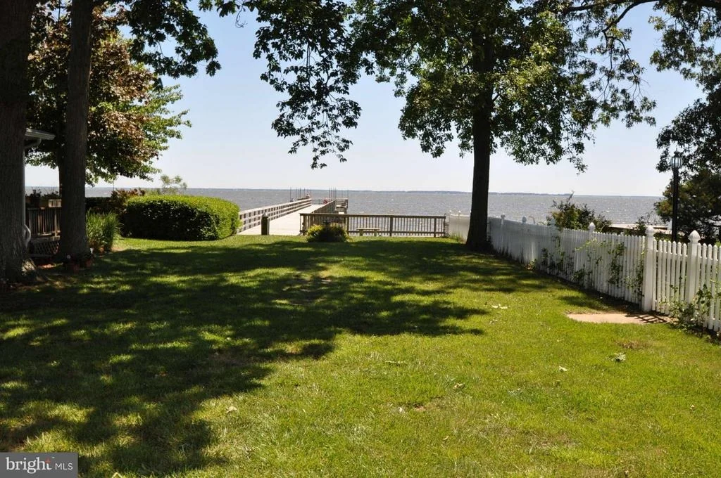 Photo of 4732 OAK ROAD