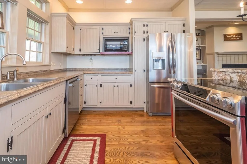 Photo of 726 SUNSET RIDGE DRIVE