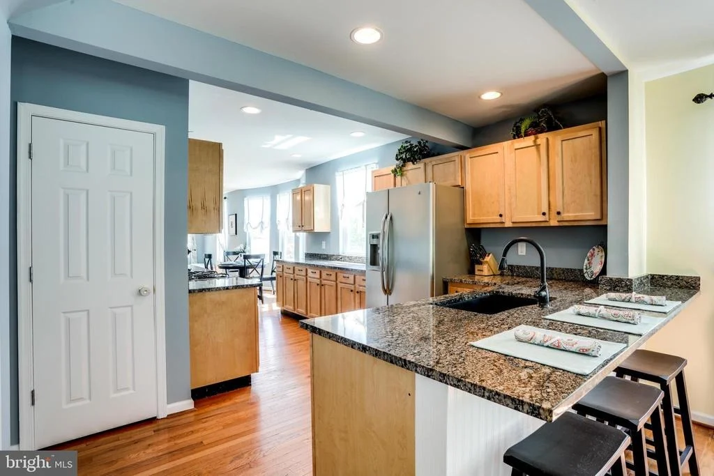 Photo of 2 HOLMES AVENUE