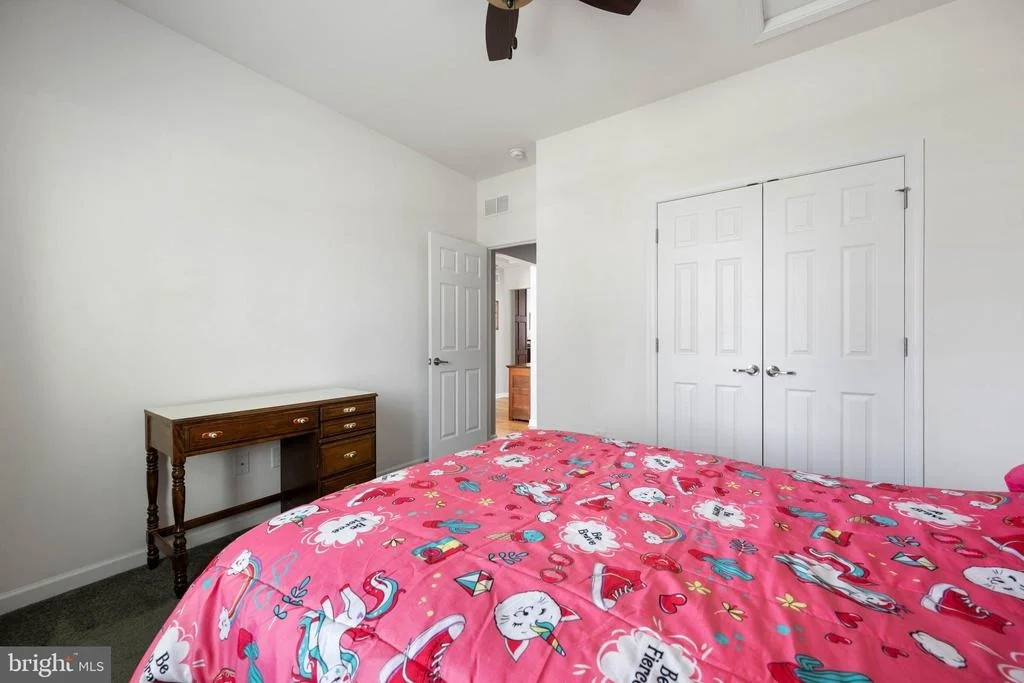 Photo of 147 W SHORE DRIVE