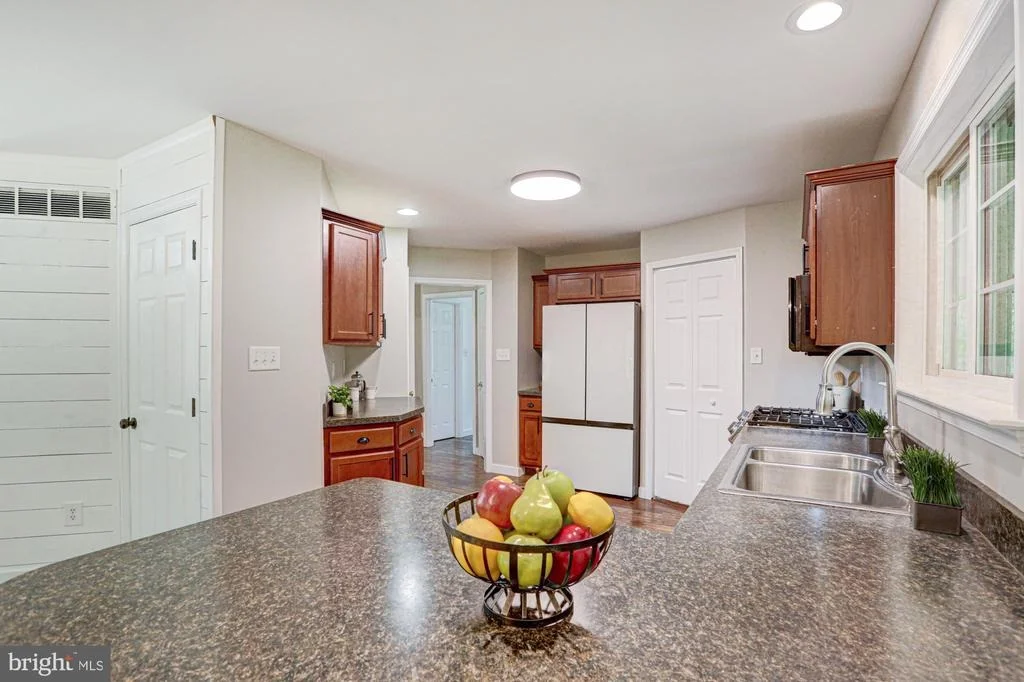 Photo of 119 N MEADOW DRIVE
