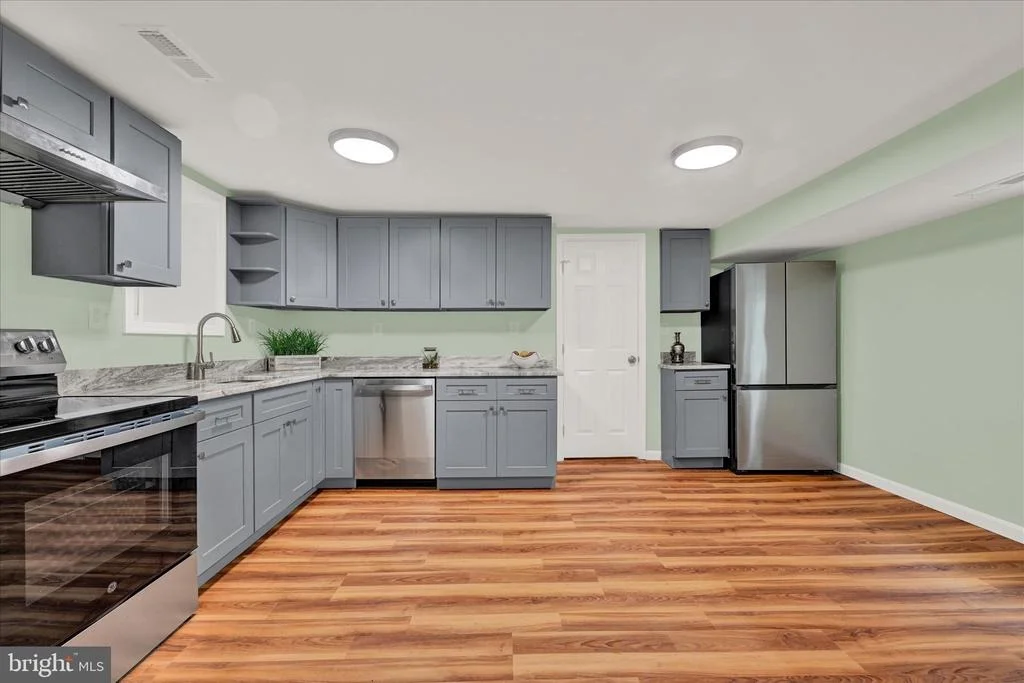 Photo of 8511 FREDERICK ROAD