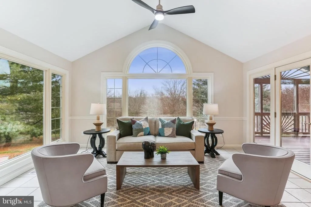 Photo of 9409 THORNEDIKE DRIVE