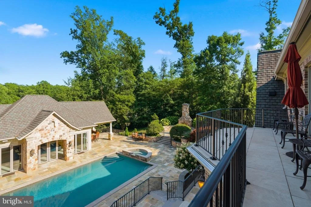 Photo of 1239 DALEVIEW DRIVE