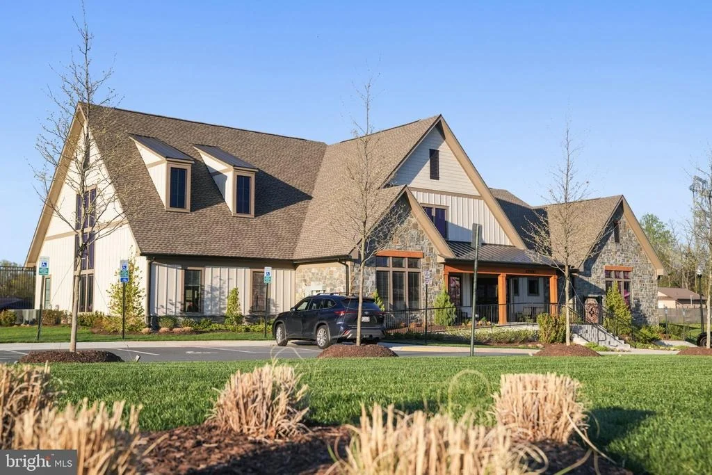 Photo of 42654 FRONTIER DRIVE