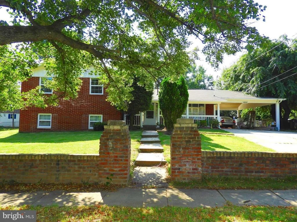Photo of 10127 BROCK DRIVE
