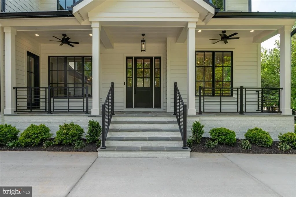 Photo of 1800 MONZA ROAD