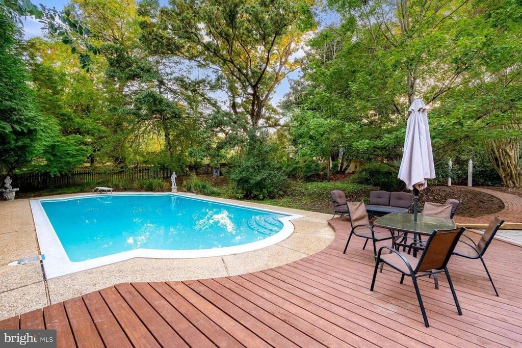 Photo of 5503 BROOKS WOODS ROAD