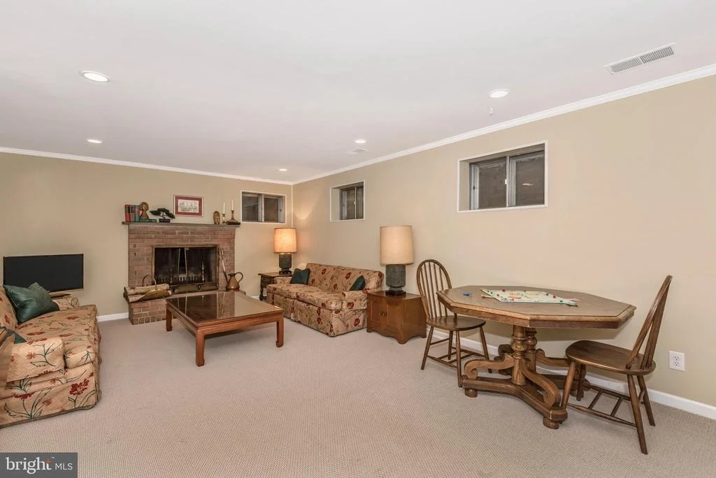 Photo of 8504 AQUEDUCT ROAD