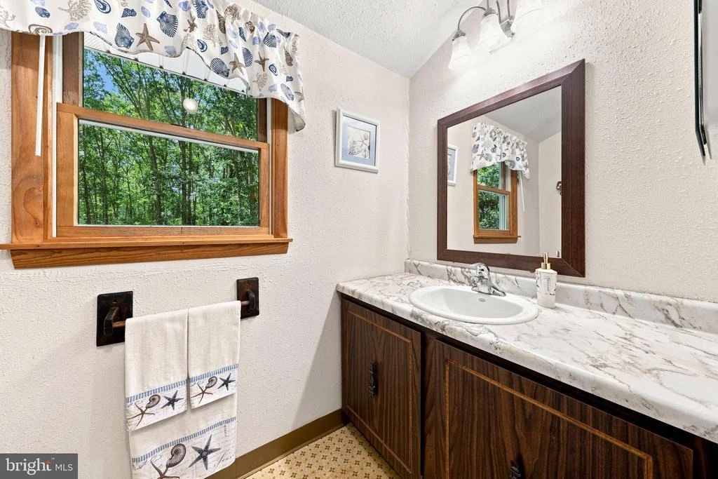 Photo of 1329 SUNSET AVENUE