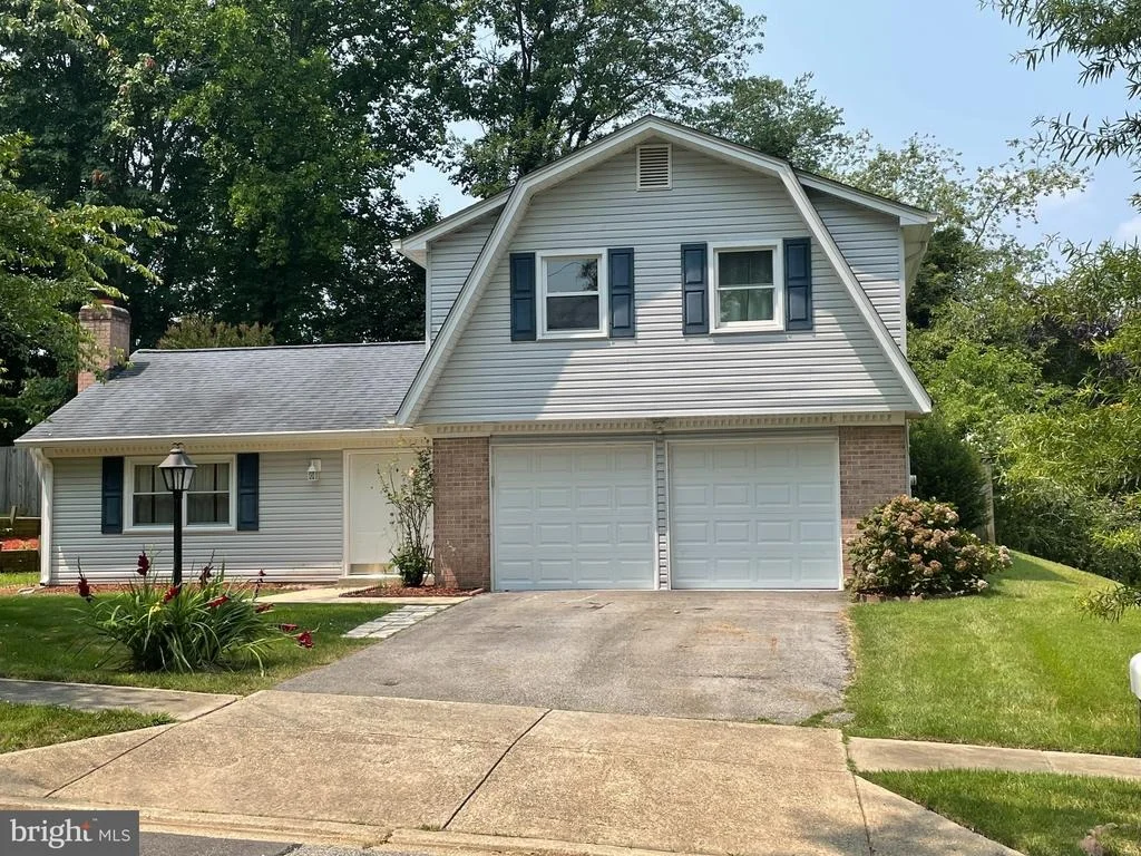 Photo of 9123 OLD BURTON CIRCLE